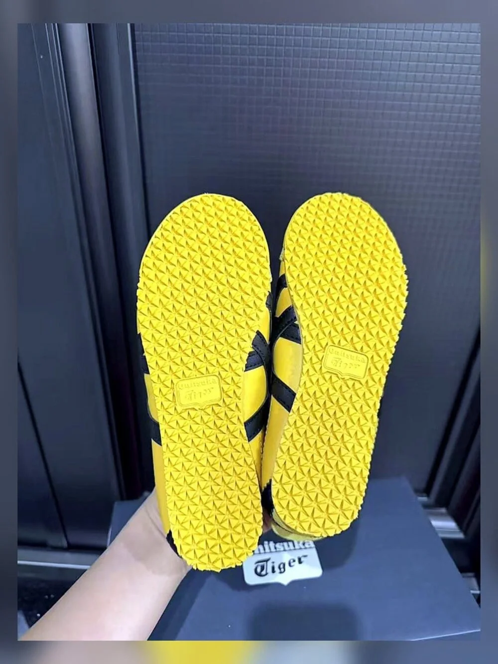 Onitsuka Tiger Mexico 66 Yellow Black Sneakers
